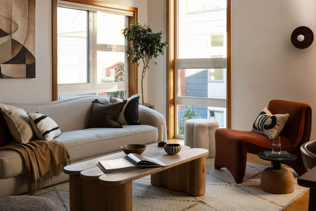 Seattle Townhouse featuring living room wall sconce